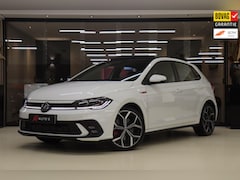 Volkswagen Polo - 2.0 TSI GTI PANO/IQ/KEYLESS/BEATS/CAM/CARPLAY/BOMVOL