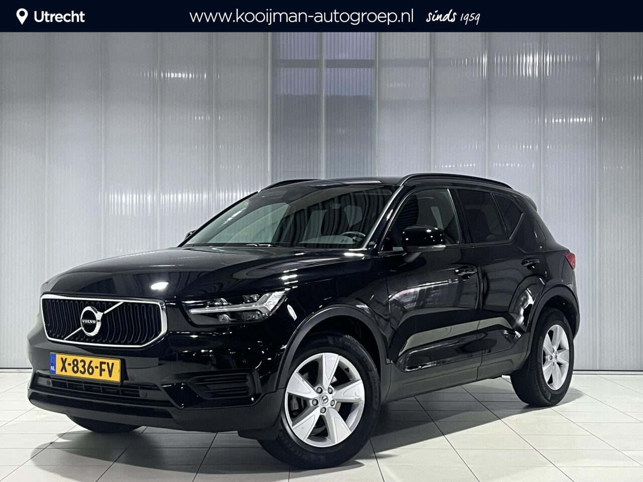 Volvo XC40 - 1.5 T2 Momentum | LED Koplampen | Parkeersensoren voor en achter | Camera | Navigatie | De - AutoWereld.nl