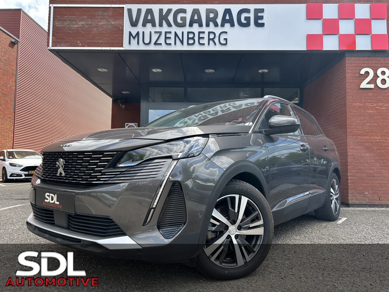 Peugeot 3008 - 1.6 HYbrid 225 Road Trip // KEYLESS // NAVI + CARPLAY // PDC V+A // CAMERA // HALF-LEDER / - AutoWereld.nl