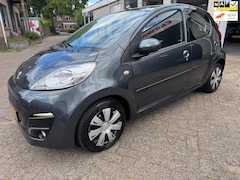 Peugeot 107 - 1.0 Active AUTOMAAT AIRCO ORG 94659 KM NAP KLEINE BEURT GEHAD NW APK AFLEVERING