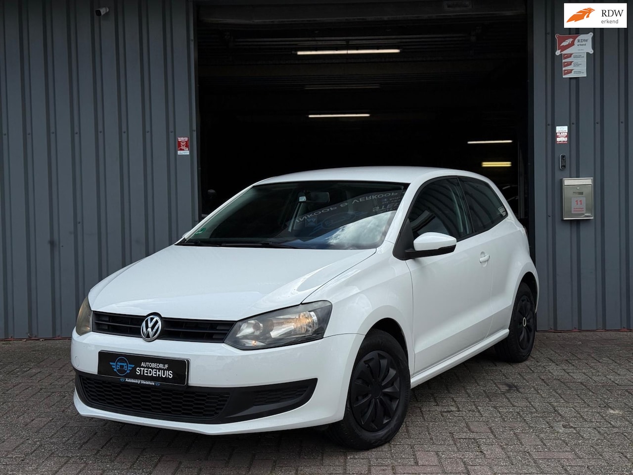 Volkswagen Polo - 1.2 Easyline Carplay | Airco | Nw APK - AutoWereld.nl