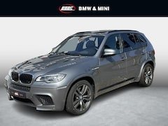 BMW X5 - X5M 4.4i 555pk Akrapovic | Facelift | Panodak | Keyless entry & Go