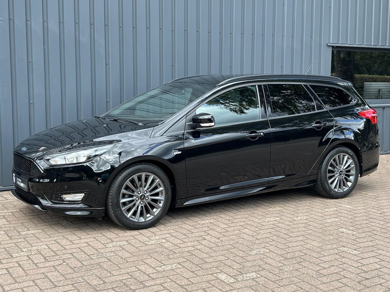 Ford Focus Wagon - 1.0 ST-Line NAVIGATIE!/140 PK!/ONDERHOUDEN!/ - AutoWereld.nl