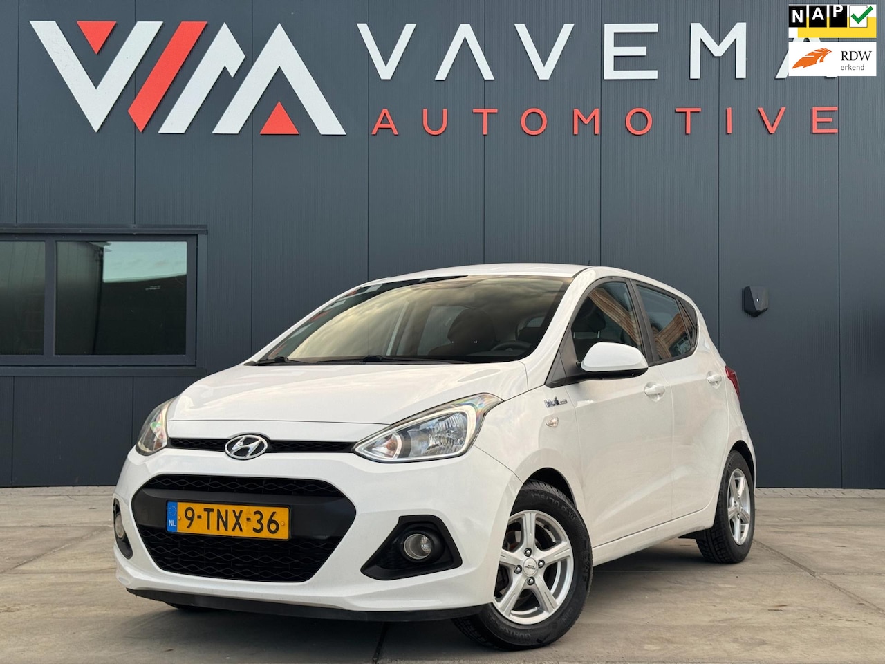 Hyundai i10 - 1.0i Go! 2014 Airco Clima 5 Deurs Navigatie LM velgen - AutoWereld.nl