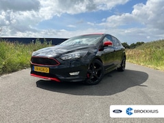 Ford Focus - 1.5 Black Edition | Achterspoiler | Airco | Cruise control