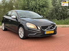 Volvo S60 - 1.6 DRIVe R-Design Navi/Nap/Airco