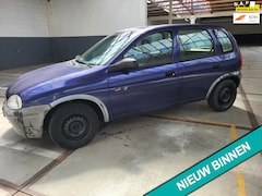 Opel Corsa - 1.4i Eco 2j aar apk