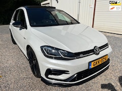 Volkswagen Golf - 2.0 TSI 4Motion R 7.5 300pk LEER.PANORAMADAK.VIRTUAL