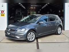 Volkswagen Golf - 1.0 TSI Comfortline *Pano | Digital Dash | LED | Blindspot | ACC | Navi | Stoelverwarming