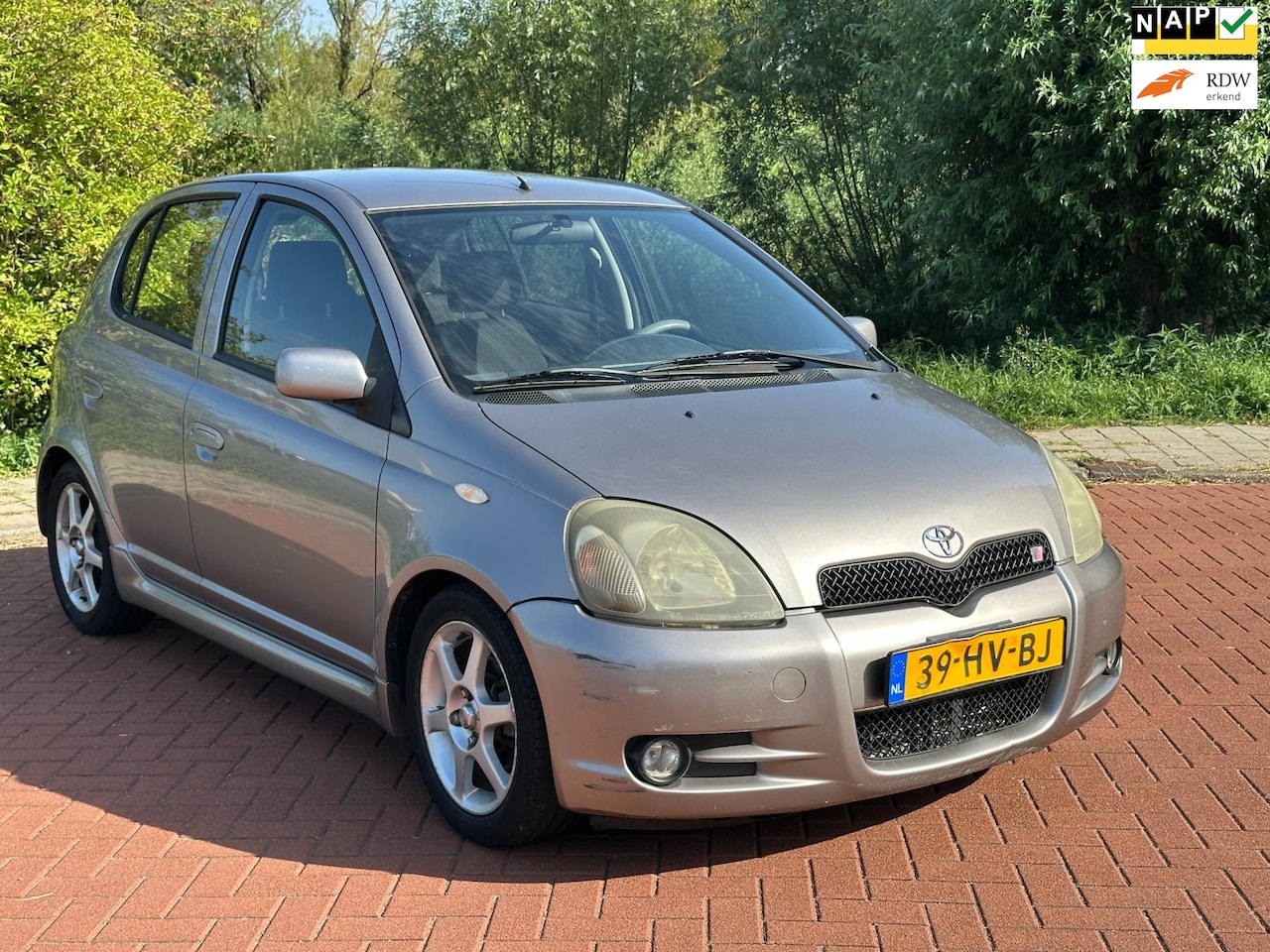 Toyota Yaris - 1.5-16V VVT-i T-Sport Airco/Nap/5DRS - AutoWereld.nl