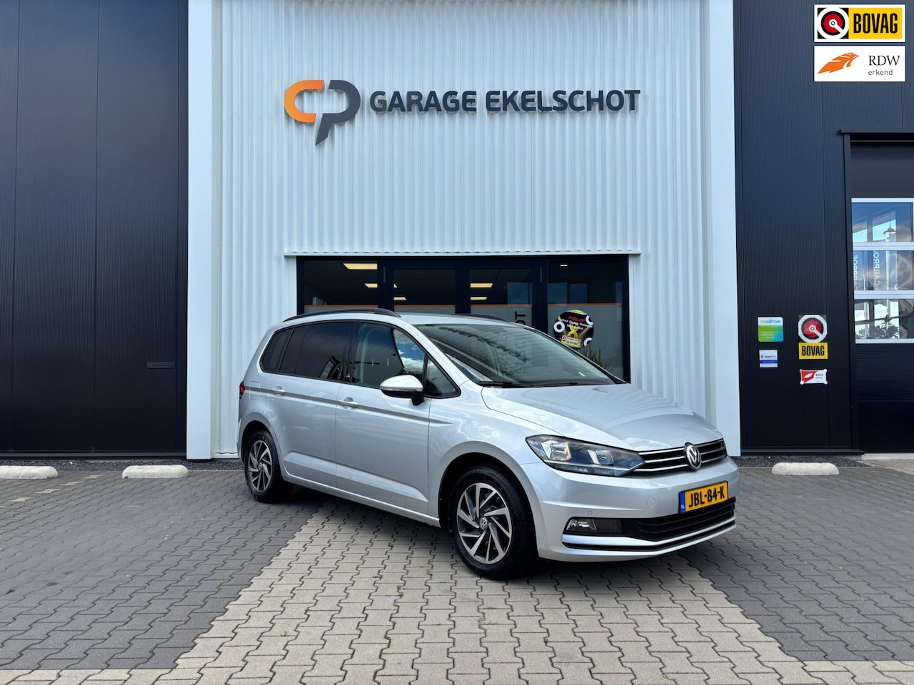 Volkswagen Touran - 1.4 TSI Highline / Sound / ACC / Navi - AutoWereld.nl