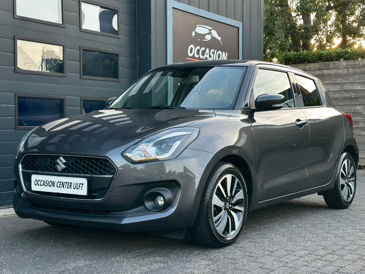Suzuki Swift - AUTOMAAT / FULL OPTIONS / GARANTIE ... - AutoWereld.nl
