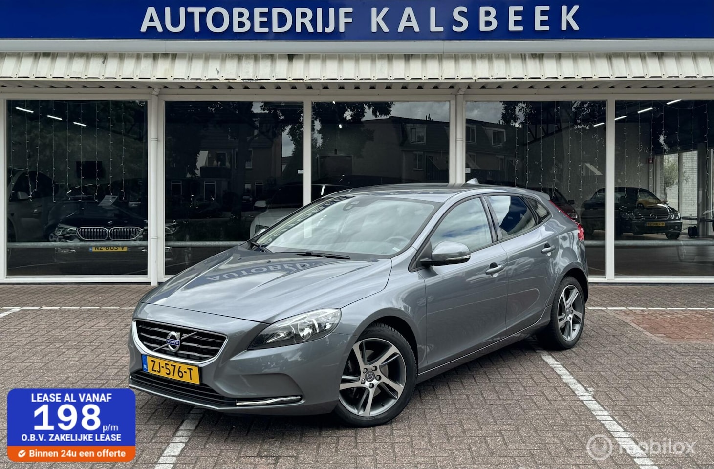 Volvo V40 - 2.0 T2 Summum|Navi|Camera|Stoelverwarming| - AutoWereld.nl