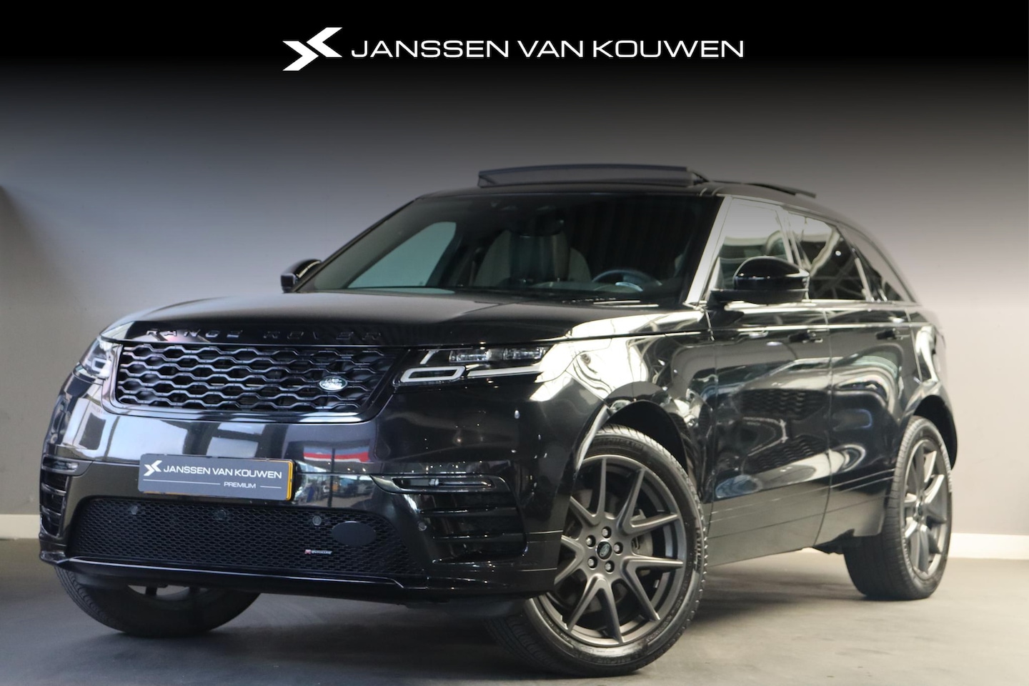 Land Rover Range Rover Velar - 2.0 P400e R-Dynamic HSE / Panoramadak / HUD / Stoelverwarming + Verkoeling + Massage / LED - AutoWereld.nl