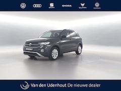 Volkswagen T-Cross - 1.0 TSI 95pk Life / Navigatie / Parkeersensoren