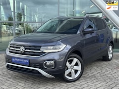 Volkswagen T-Cross - 1.5 TSI Style 150pk Automaat / Camera / Trekhaak / Stoelverwarming