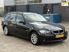 BMW 3-serie Touring - 318i CLIMA CRUISE PDC TREKHAAK BOEKJES nw APK NAP