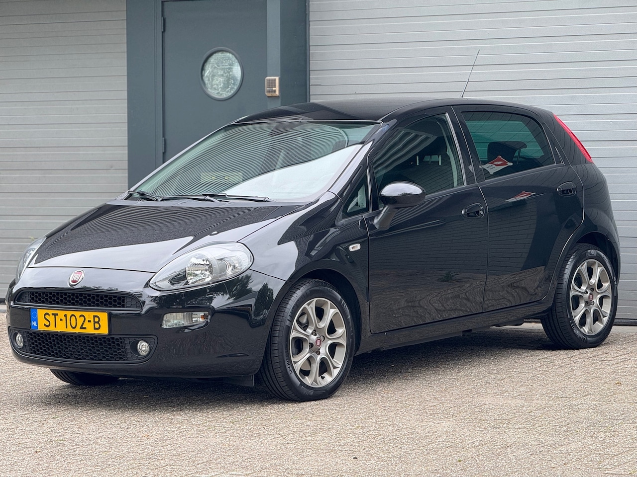 Fiat Punto Evo - 1.3 MultiJet Sempre 1.3 MultiJet Sempre - AutoWereld.nl