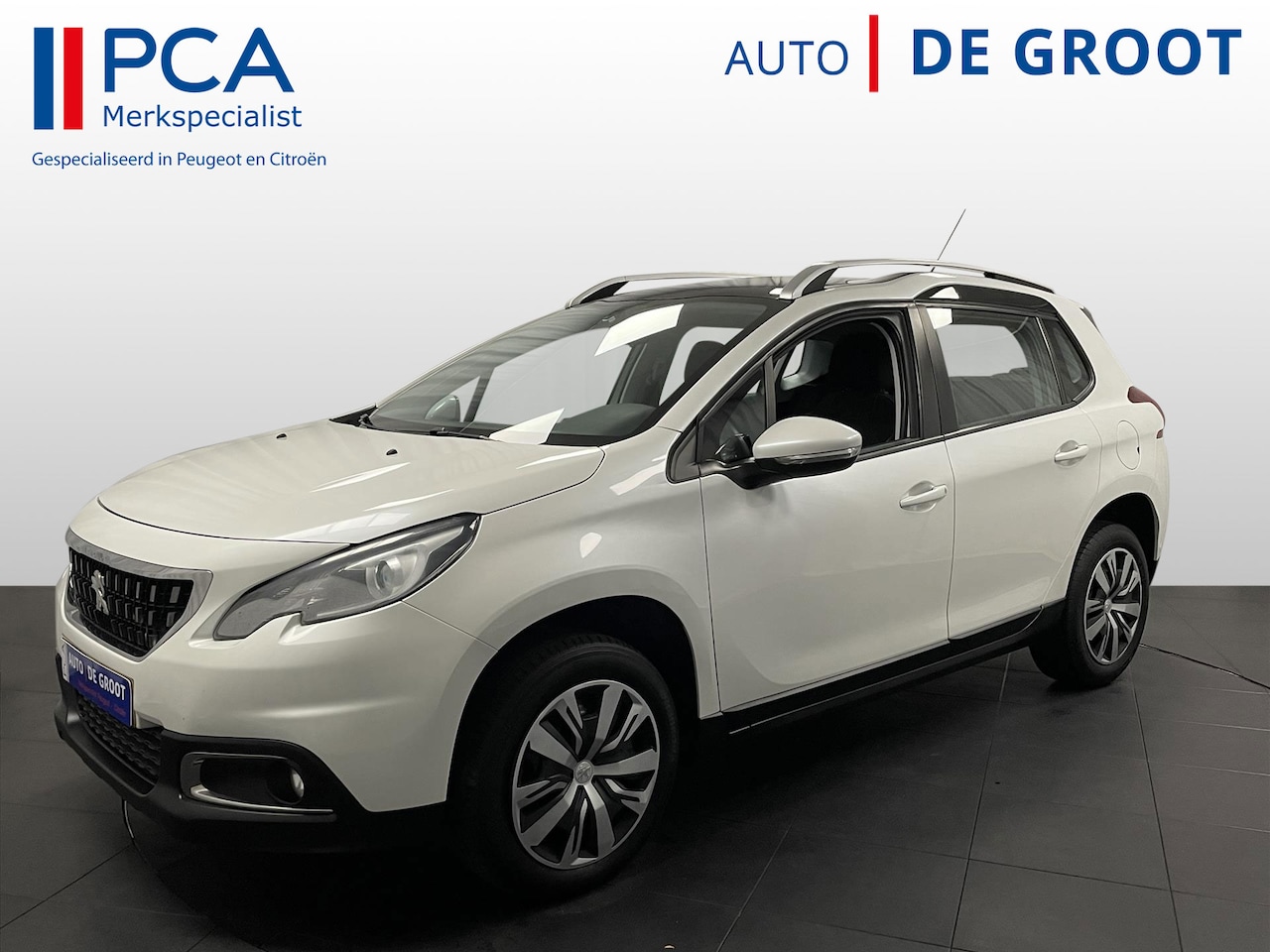 Peugeot 2008 - Blue Lion 110pk Airco/Panoramadak/Inklap spiegels - AutoWereld.nl