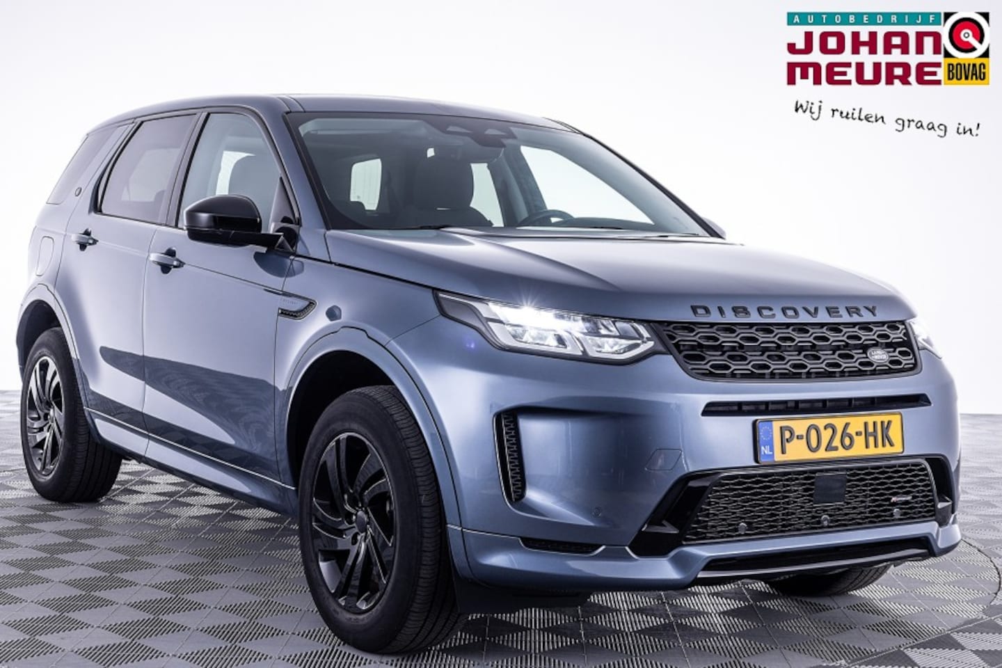 Land Rover Discovery Sport - P300e 1.5 R-Dynamic SE PHEV Automaat | PANORAMA | Camera ✅ 1e Eigenaar - AutoWereld.nl