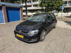 Volkswagen Golf - 1.2 TSI Trendline