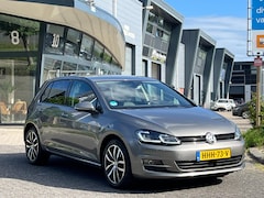 Volkswagen Golf - 7 1.2 TSI Highline DSG-7 LED NAVI KEYLESS