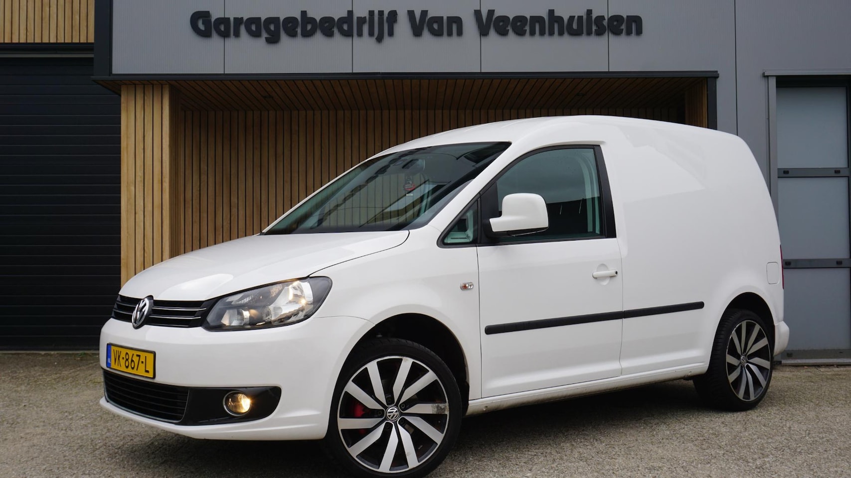 Volkswagen Caddy - 1.6 TDI 102pk DSG L1H1 18 inch LM Cruise Navi PDC * 237321 km* NL auto - AutoWereld.nl