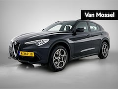 Alfa Romeo Stelvio - 2.0 T AWD Super | 320PK | Veloce Sportstoelen | Stoel & Stuurverwarming | Camera | Parkeer