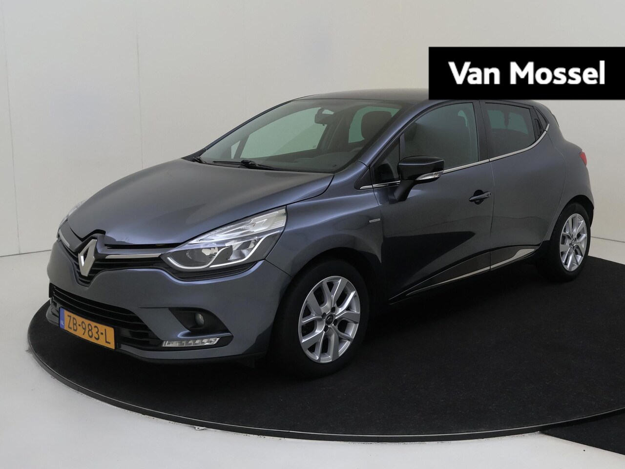Renault Clio - 0.9 TCe Limited | Airco | Navigatie | Parkeersensoren achter | Cruise Control | Lichtmetal - AutoWereld.nl