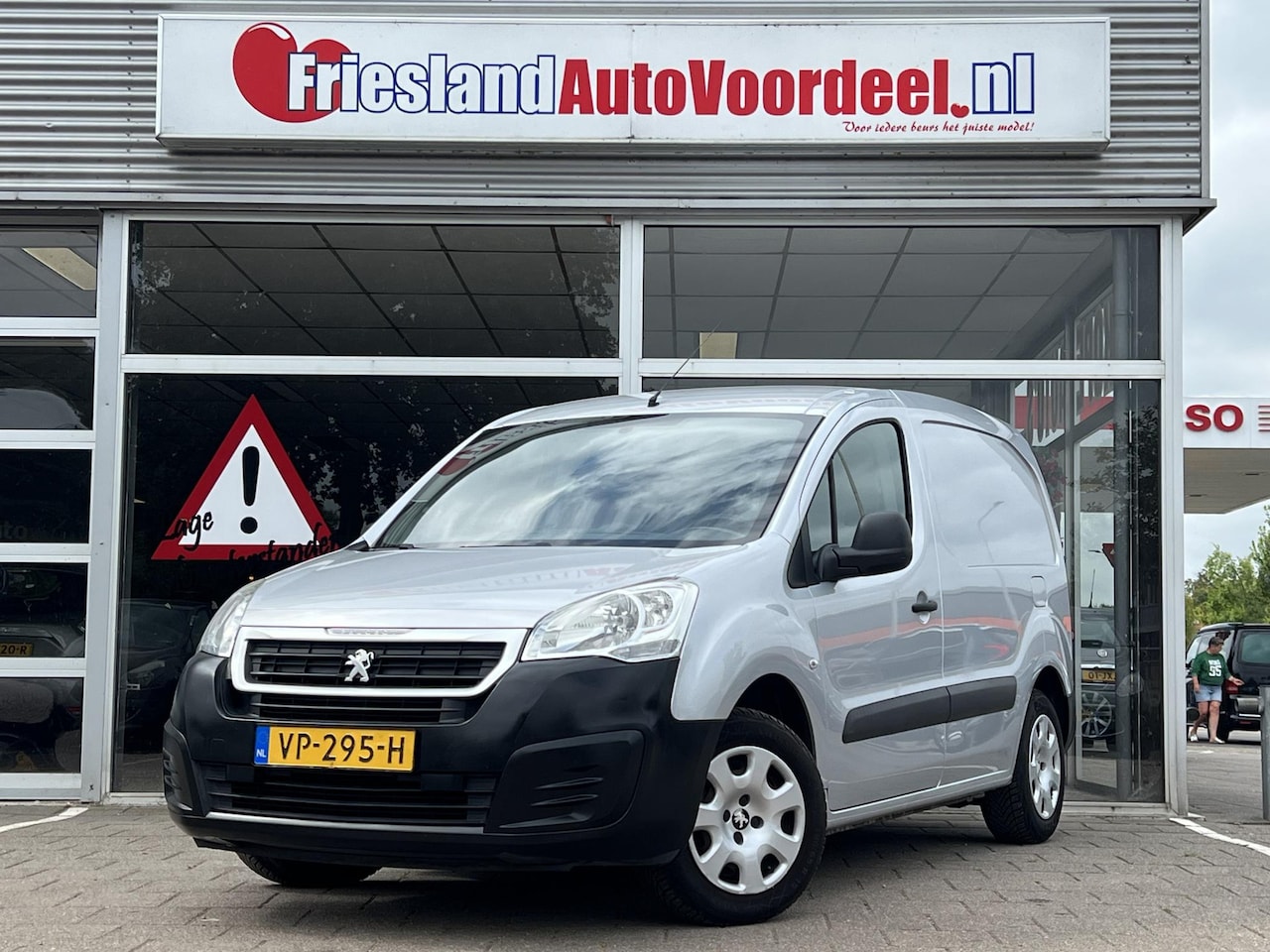 Peugeot Partner - 120 1.6 HDi 75 L1 XR Profit+ / BTW / 165.490 KM / APK: 08-2026! / 2015 - AutoWereld.nl