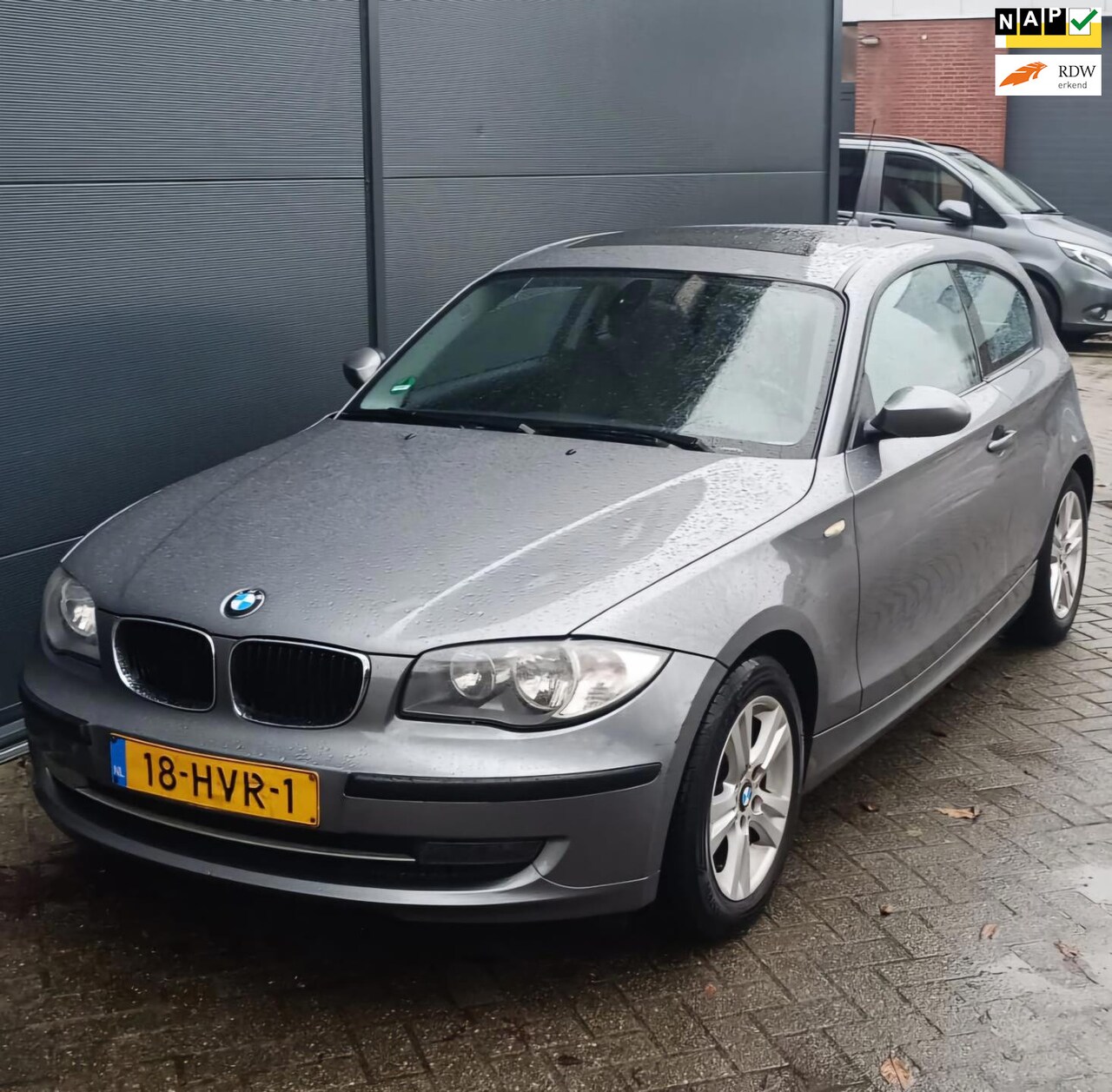 BMW 1-serie - 116i Business Line open.dak Nap - AutoWereld.nl