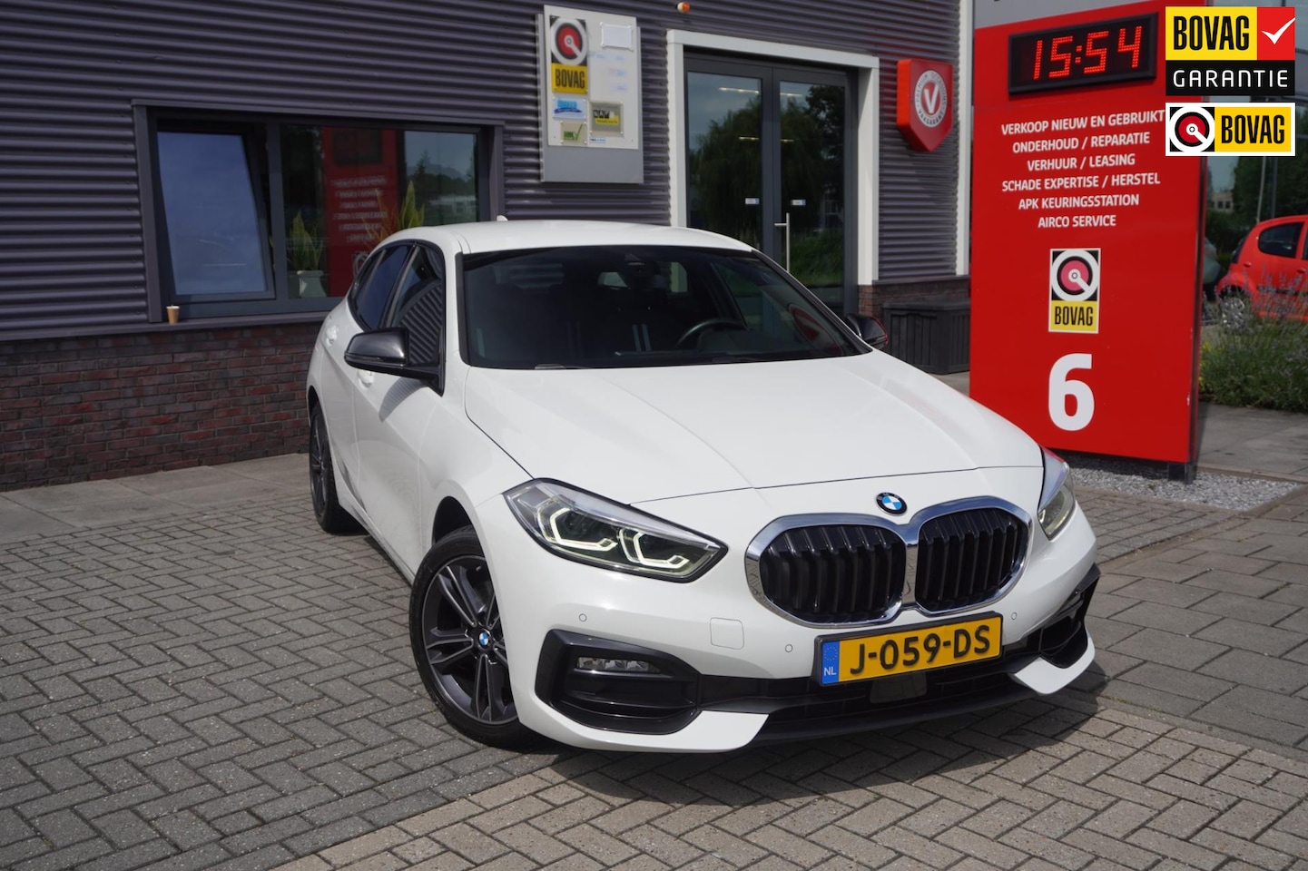 BMW 1-serie - 118i High Executive Edition / Dealer onderhouden - AutoWereld.nl