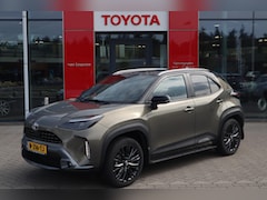 Toyota Yaris Cross - 1.5 HYBRID ADVENTURE PANODAK AFN. TREKHAAK TREEPLANKEN BLISS STOEL/STUURVERW. EL-ACHTERKLE