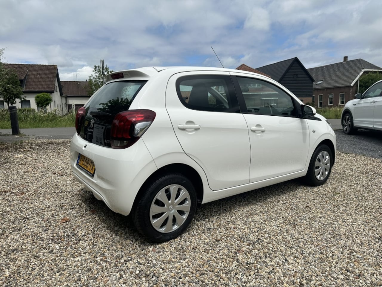 Peugeot 108 - 1.0 e-VTi Active 1.0 e-VTi Active