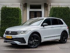 Volkswagen Tiguan - 1.4 TSI eHybrid R-Line Business+ TREKHAAK | CAMERA | WINTER PACK | 1E EIGN