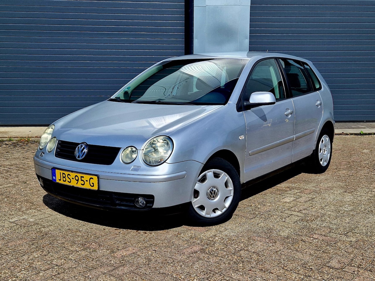 Volkswagen Polo - 1.4-16V Sportline AUTOMAAT / AIRCO / 5DRS - AutoWereld.nl