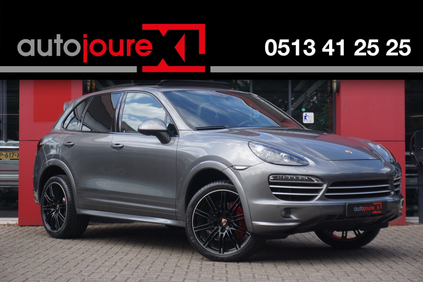 Porsche Cayenne - 3.0 D Platinum Edition | Luchtvering | Panoramadak | 2x Memory | Camera | Leder | Cruise C - AutoWereld.nl