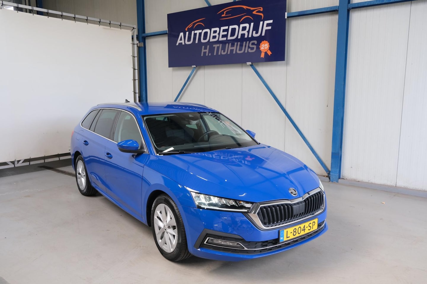 Skoda Octavia Combi - 1.0 TSI Business Edition Plus - N.A.P. Airco, Cruise, Navi, PDC, Trekhaak. - AutoWereld.nl