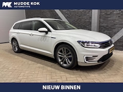 Volkswagen Passat Variant - 1.4 TSI GTE Highline | Panoramadak | Trekhaak | 360 Camera | ACC | Virtual Display | Stoel