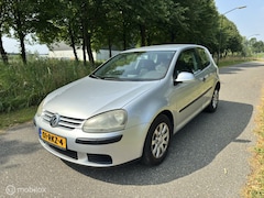 Volkswagen Golf - 1.4 Trendline*NEW APK 07/26*STOELVERWARMING