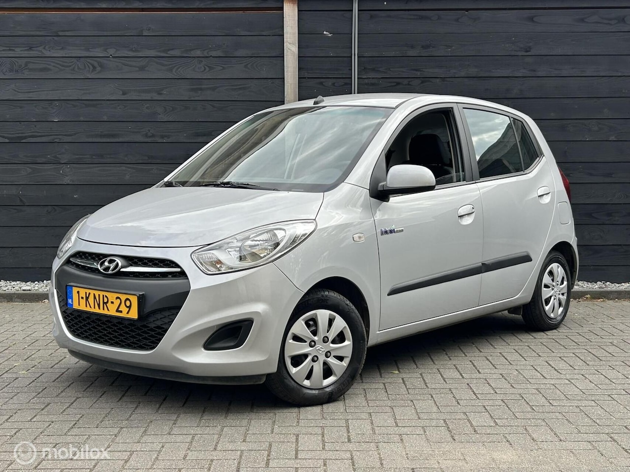 Hyundai i10 - 1.0 i-Drive Cool airco / afn. trekhaak / 1e eigenaar / 36.557 KM!!! - AutoWereld.nl