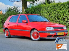 Volkswagen Golf - 1.8 Milestone met muziekinstallatie