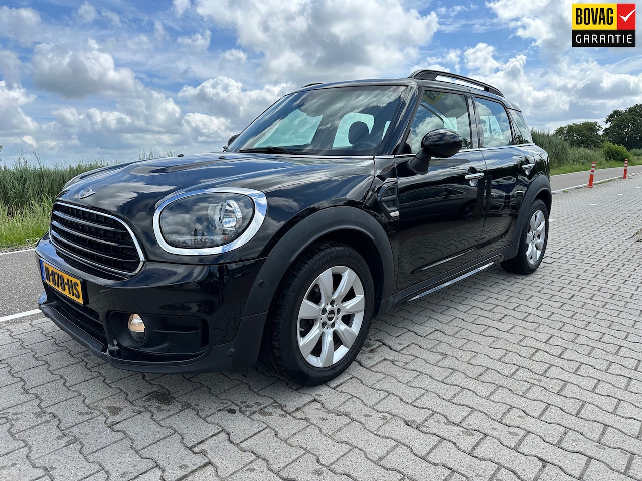 MINI Countryman - 1.5 One Pepper Mini 1.5 One Pepper, Navi, PDC, Bluetooth, Stoelverwarming - AutoWereld.nl