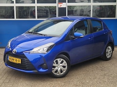 Toyota Yaris - 1.0 VVT-i Connect / Dealer onderhouden / Cruise control / Camera / Bluetooth / Stoelverwar