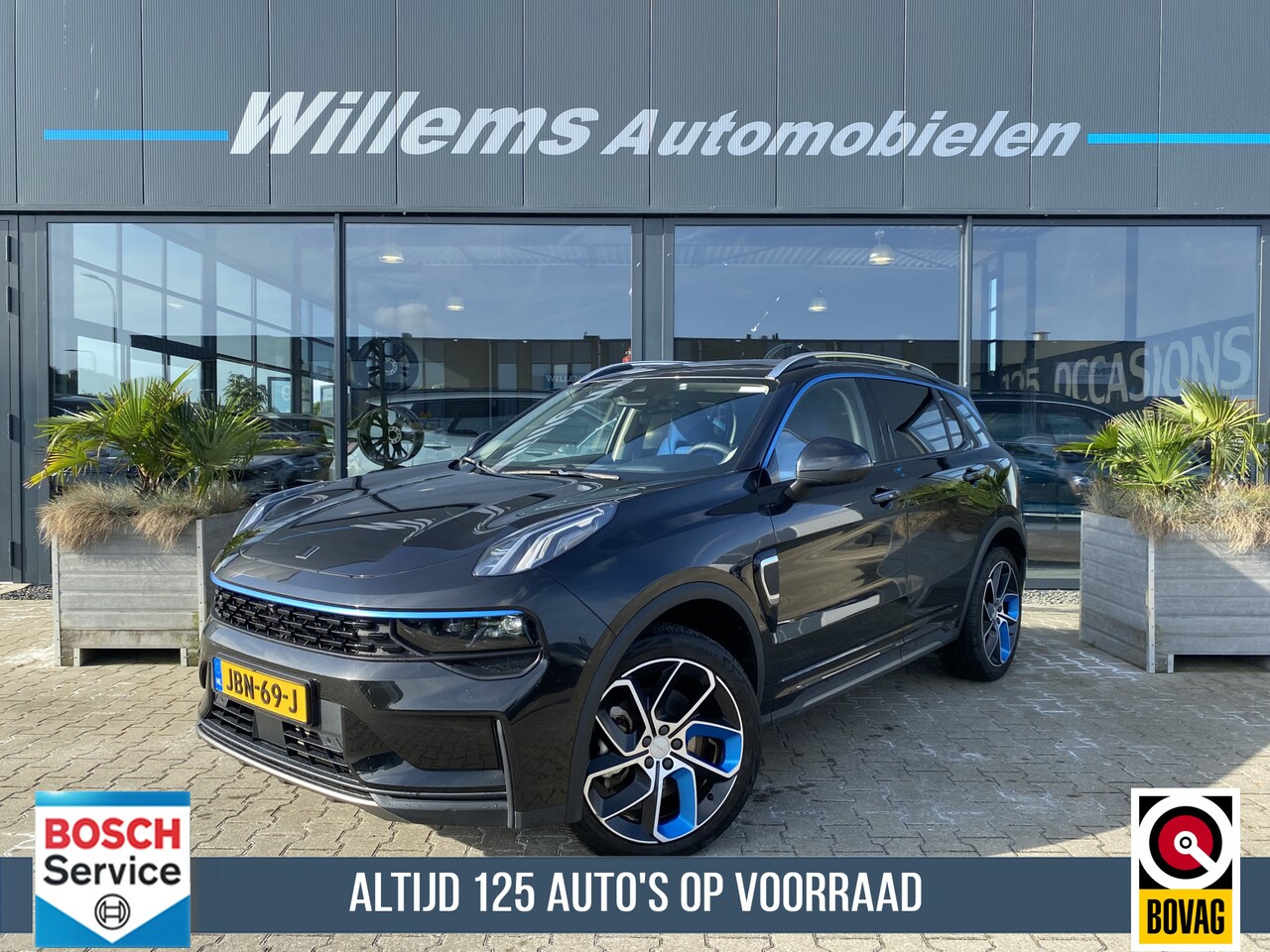 Lynk & Co 01 - 1.5 360' Camera, Panorama Dak & Elektrische Kofferklep Verkoop prijs = Inclusief Trekhaak - AutoWereld.nl