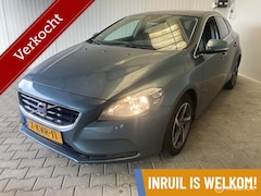 Volvo V40 - 1.6 D2