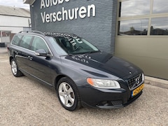 Volvo V70 - 2.5T Momentum dealer onderhouden stoelverwarming automaat trekhaak navi leer