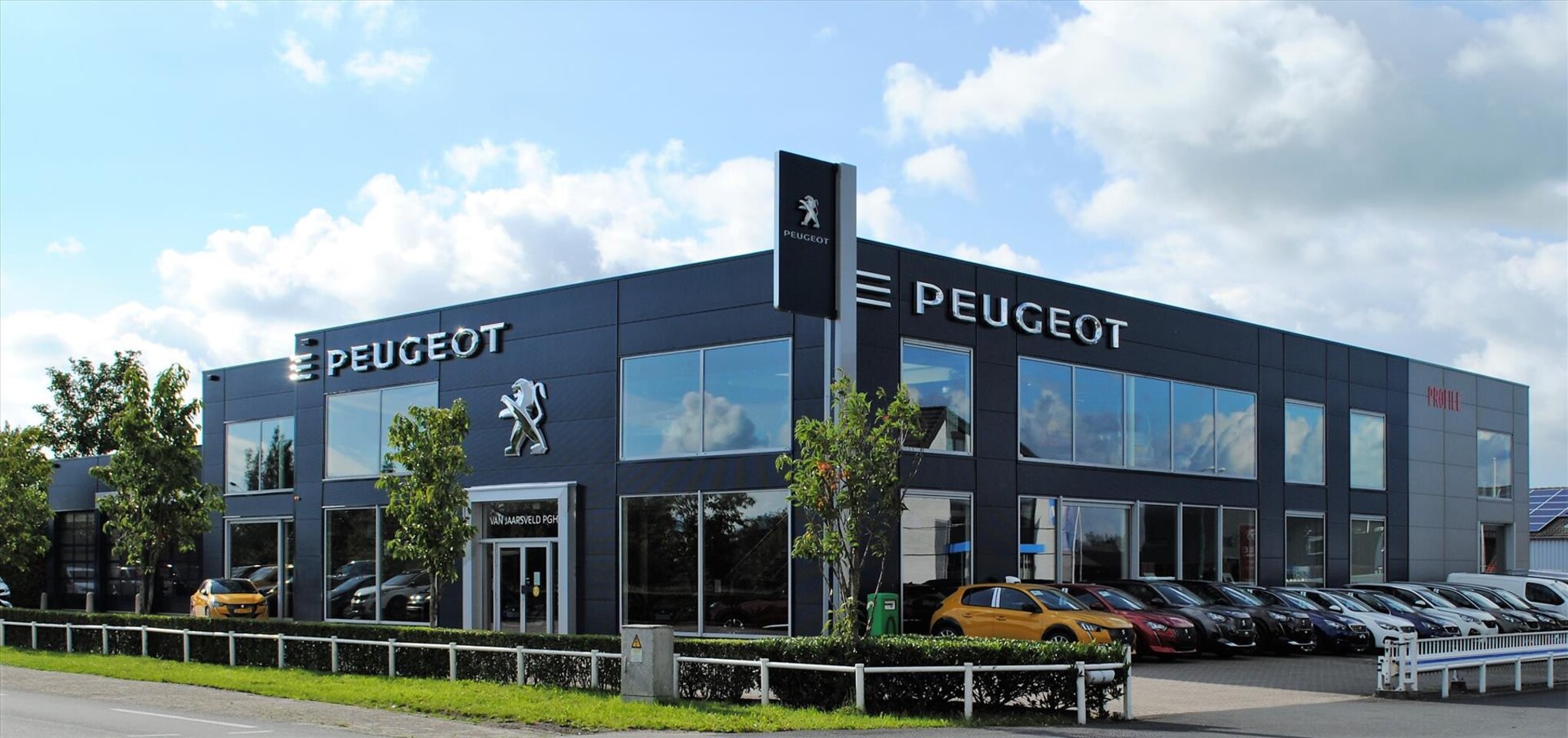 Peugeot Expert - GB Standard 2.0 BlueHDi 120pk EAT 8 Asphalt - AutoWereld.nl