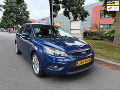 Ford Focus - 1.6 Trend 5 drs airco apk