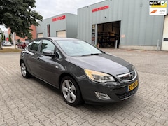 Opel Astra - 1.4 Turbo Edition 5 drs